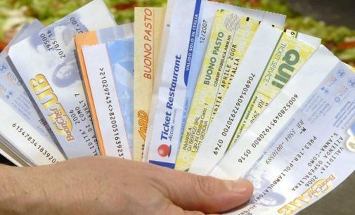 Buoni pasto: “il 15 giugno non li accetteremo”